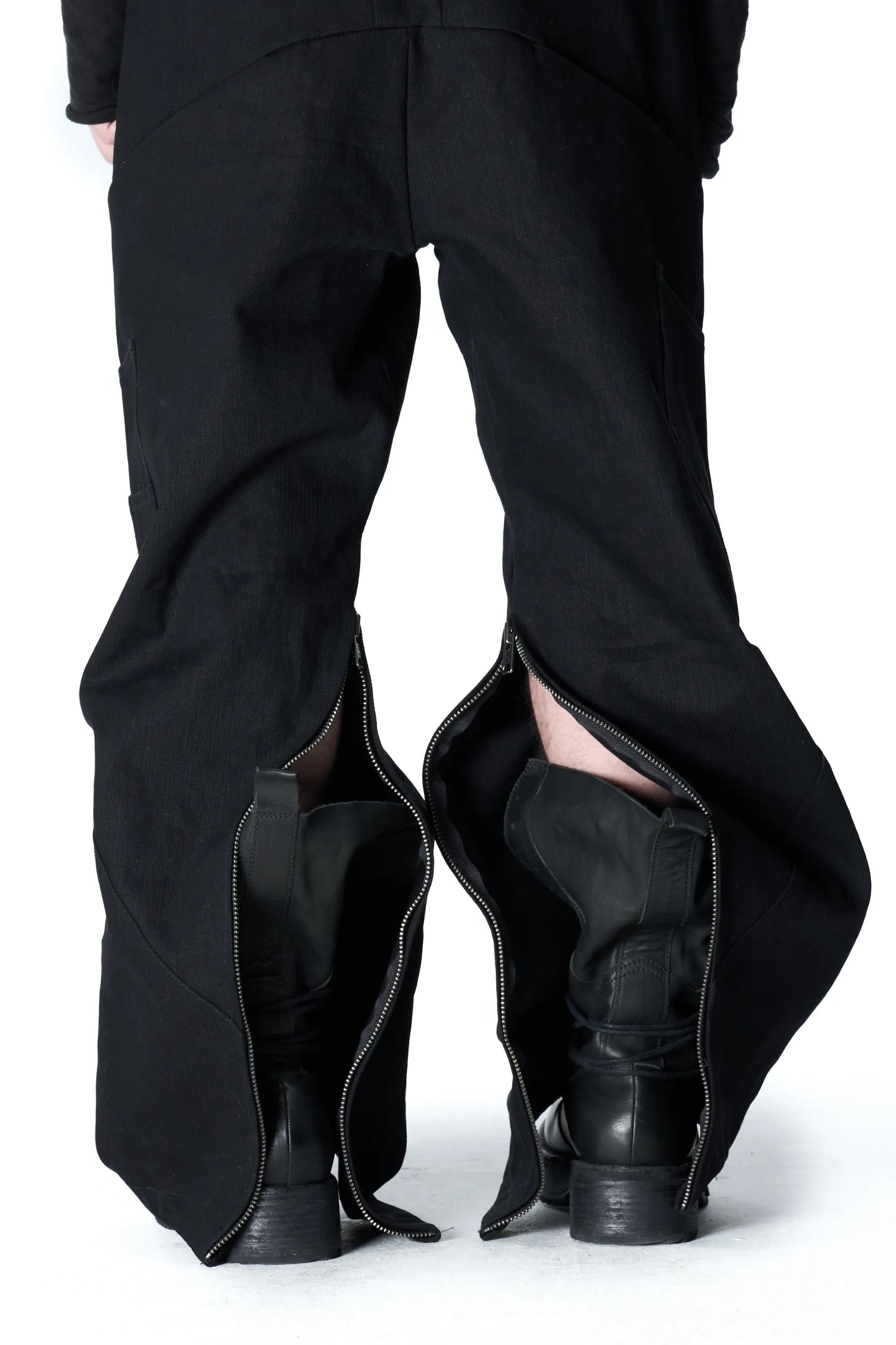 Everyday multi-pocket jeans