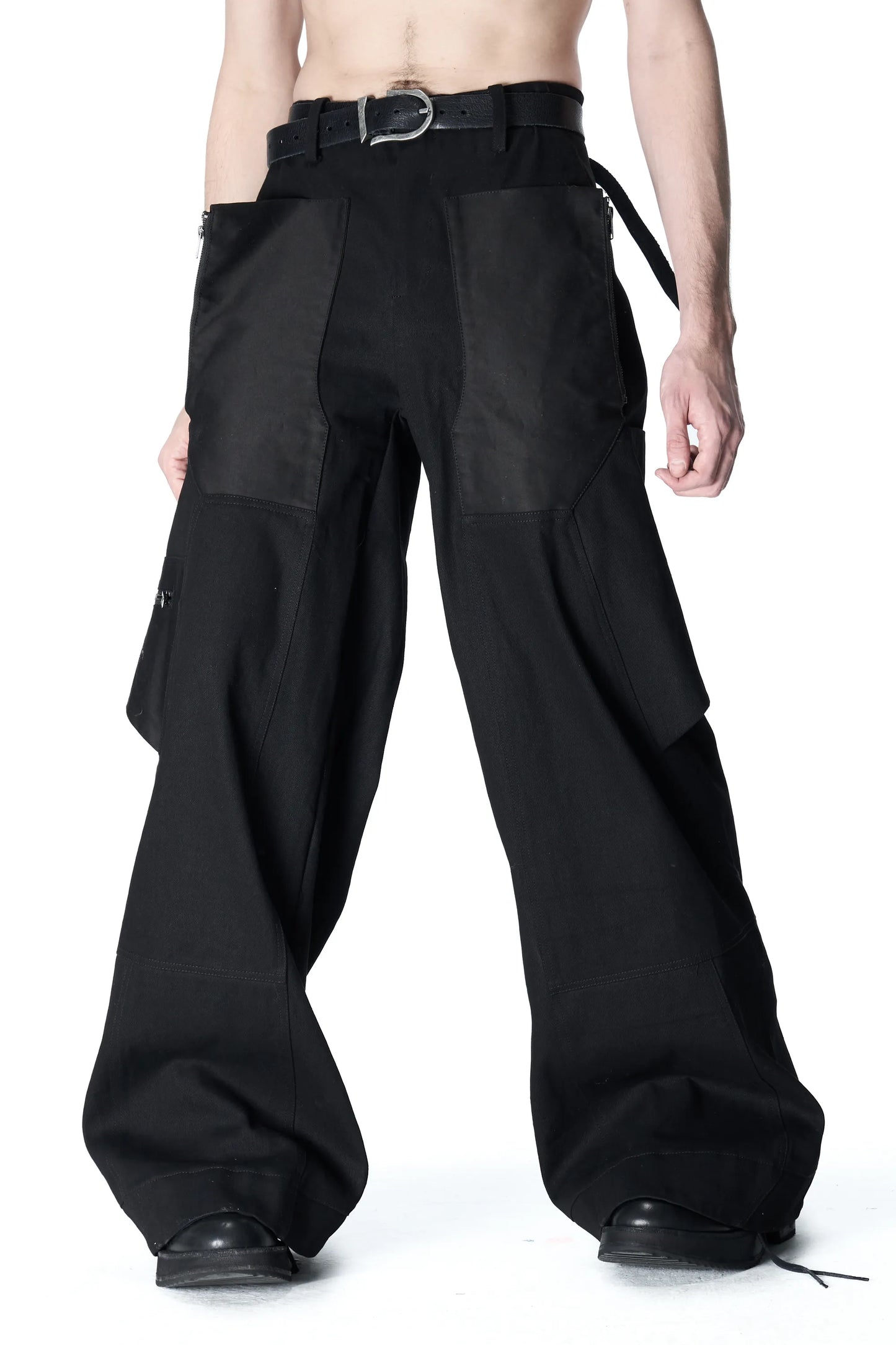 Multi-pocket wide-leg pants