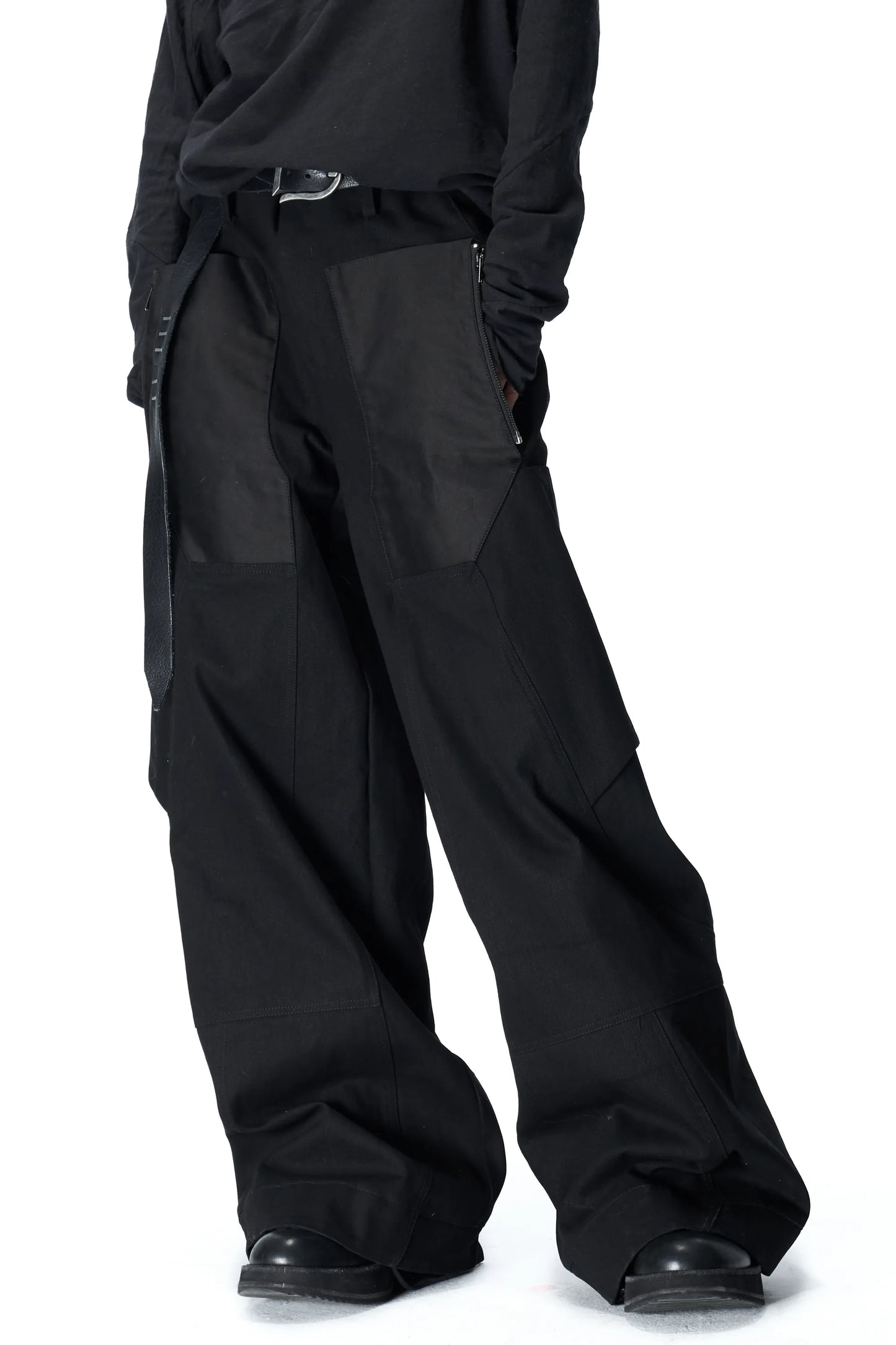Multi-pocket wide-leg pants