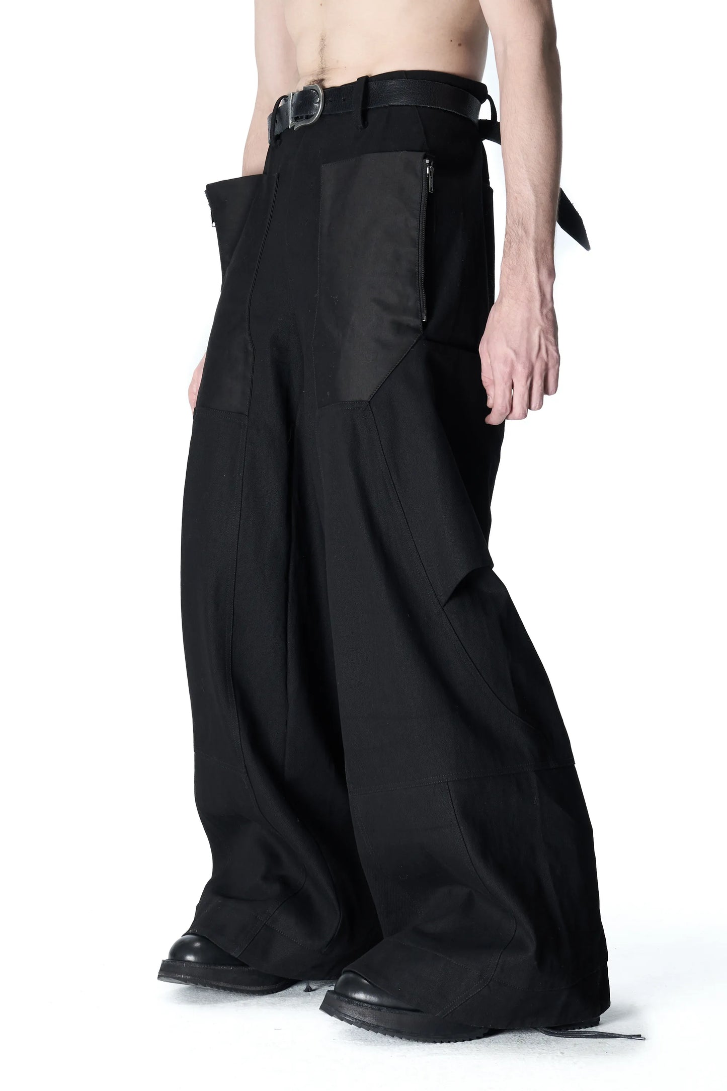 Multi-pocket wide-leg pants