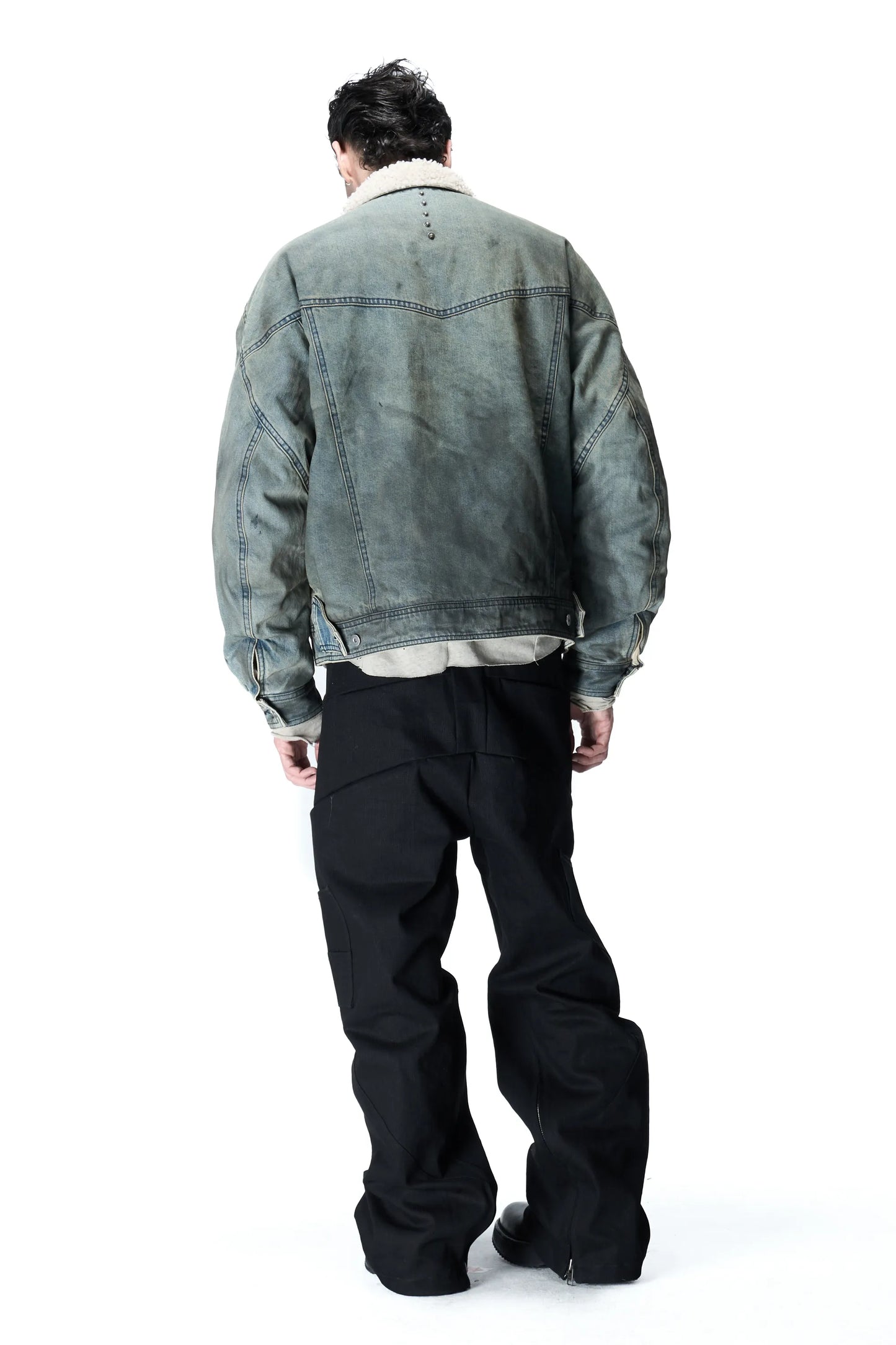 Denim jacket with fur collar