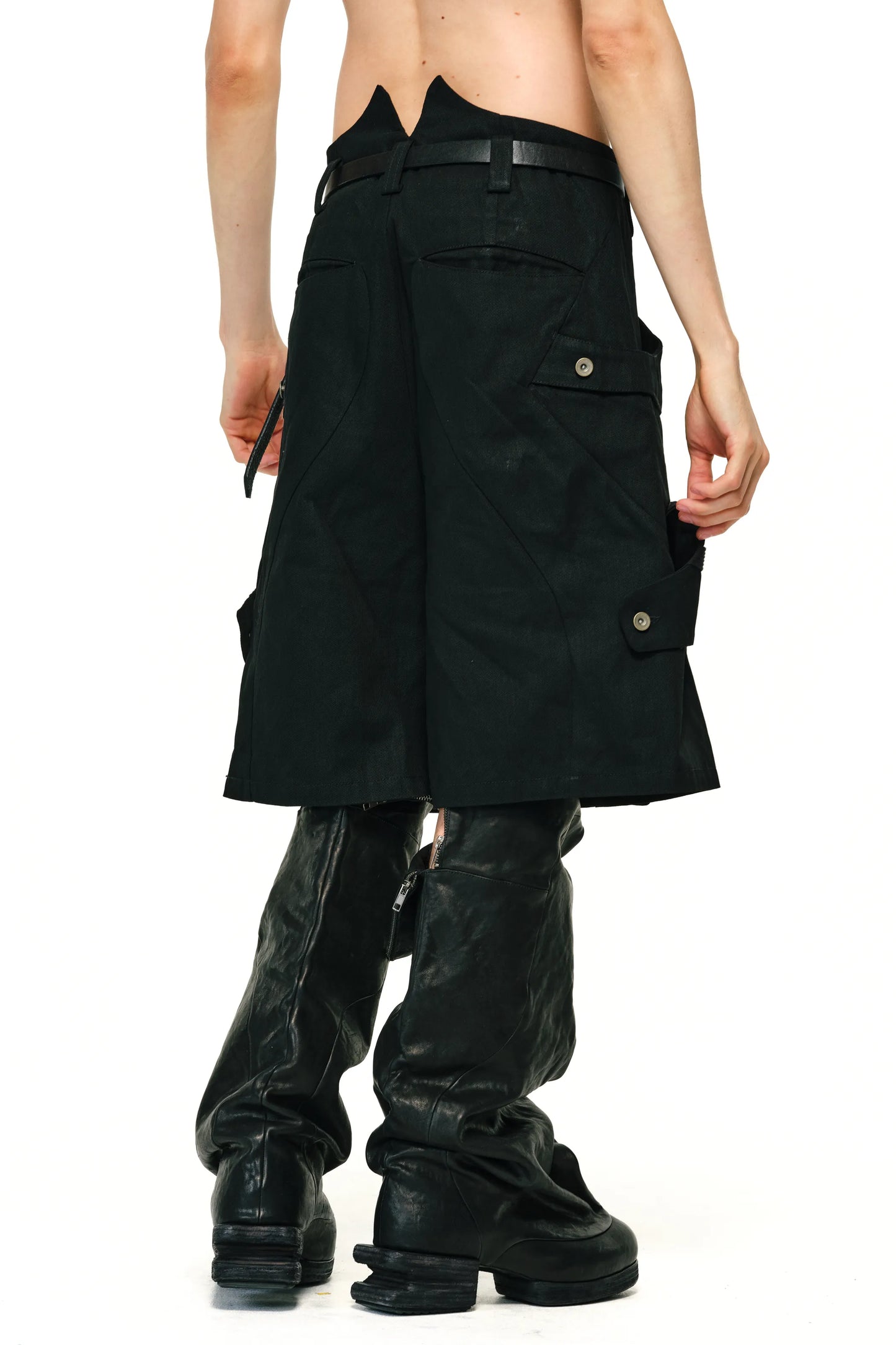 Multiform engineer cargo shorts